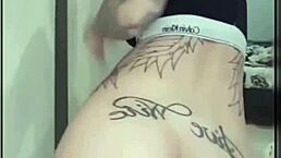 Why is novinha safada Rachell Miranda sitting on that dildo with big tits in solo?