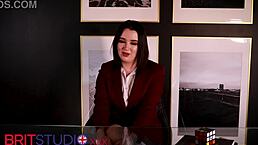 Teen student in stockings gives feet joi instructions!