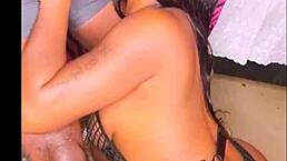 Ebony sluty stepsister sucking 11 inches BBC of stepcousin in homemade action