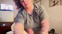 How deep can you throat this bwc until i cum?