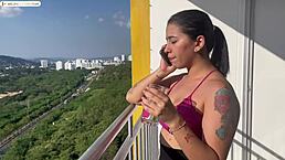 follando el culo enorme y sudado de mi hermanastra colombiana