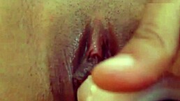 angelina grey shows shaved pussy up close sliding big dildo for squirting orgasm