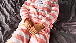 I'm a petite teen 18+ in pajama rubbing small tits and masturbating shaved pussy to orgasm close-up in cosplay