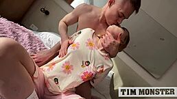 给甜美小继妹18+准备惊喜聊不停