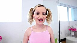 19岁萌妹无手POV口爆巨屌会吞大精吗？