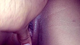 morena molhada, ah, my fingers dive deep into this wet pussy... you see how i masturbate?