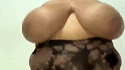 Conversational-emoji sentence wow those massive tits are bouncing everywhere 😍