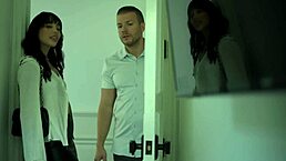 Beautiful Big Assed Babe Vanessa Sky Seduces Homebuyer Codey Into Fucking Her!