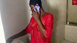 Hey plumber, wanna fuck me quick in the bathroom?