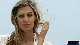 Italian Petite 18+ Body Milf Model Francy Torino Outdoor Striptease