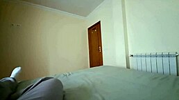 妈呀业余黑妹卧室狗爬猛吸猛操自制POV