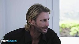 RealityJunkies - sneaky babysitter kisses boss for ex jealousy turns into sloppy fuck