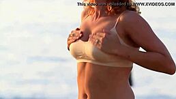 Check out these softly bouncing breasts in a fun non-nude clip 😊