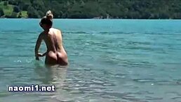 naomi enjoyed a relaxing day at the beach, culminating in a refreshing moment