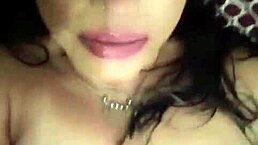 madrastra demuestra sus habilidades with toys and dildo oops