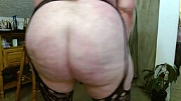 dawnskye1962 shared update 136 - 1290 with daniels hard r ir roleplay. she did dildo masturbation on her mature big ass and hairy pussy in pov style.