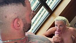 饥渴英国AV女Sienna Day挨Maximo Garcia大屌肛交内射喷水干嘛抵抗？