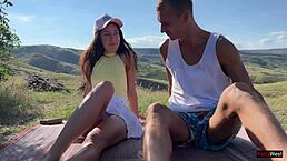 Pickup Cute Skinny Teen Brunette For Public Doggystyle Fuck In Mountains With Creampie!