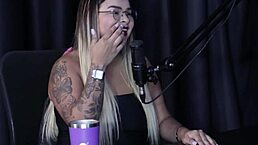 Compilados da Suellen Barrar no swing cast com Tifany Rocha - parte 1 watch on sheer red