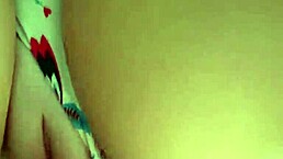 Best friends girl cheats with me in doggystyle creampie action, her big ass riding in leggings 😏🍑