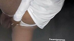 Casada Chupa e Leva Rola Preta nos Buracos da Casa de Swing