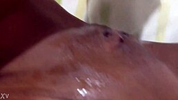 Umm dama de compañía escort service prepago in caracas with toys and clit play