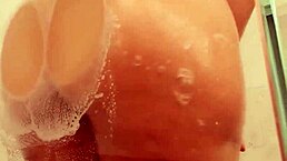 Sara Jay Soaps Up Bubble Ass