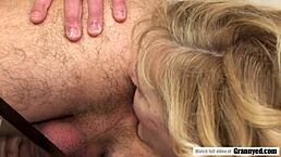 哇毛逼老奶奶出轨群趴被年轻小伙猛捅熟穴