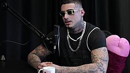 Era modelo Kylian Cria precisou tomar tadala se considera criador e ator pornô com tatuada morena e loira em orgia swingers bdsm ao ar livre watch on sheer red