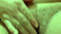 ele depositou todo o estoque de porra dentro de mim, filling her with huge creampie in intense vaginal action.