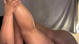 eating my wife's wet pussy then pounding her with hard creampie 💦🍆