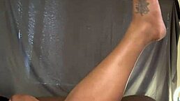 eating my wife's wet pussy then pounding her with hard creampie 💦🍆