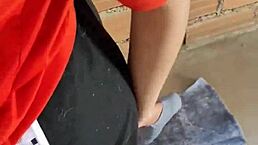 mi vecina acaba de terminar con su novio y me llama para hacer retos termino follandomela casero real latina