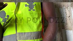 男人最猛呻吟公共疯狂射精撸巨屌