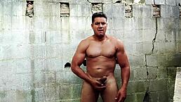 yuri gaúcho, o bodybuilder safado, tá louco de tesão e vai gozar muito, hein? quer ver isso?