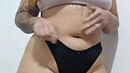 Vendi sells used panties with pussy and asshole scent in USA exhibitionist flashing