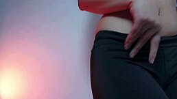 damn this nice latin ass is so big and juicy your cock will absolutely love it 😍🍑