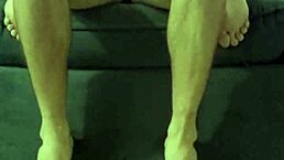 essa novinha loves riding cock to show off her pussy in amateur couple video