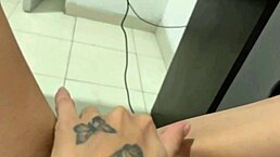 Hermanastra se encuentra bien cachonda en su habitacion me excito y termino follandomela in this complete story