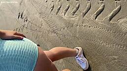 Encontrei essa gostosa e chamei ela pra ir no banheiro comigo ela � muito safada