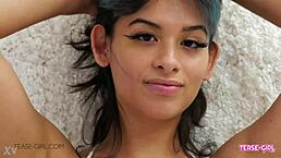 i love this brunette teen's perfect body, she's so horny