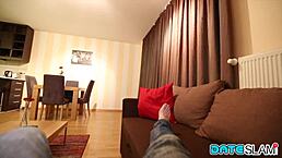 金发俄妞约炮猎鸡巴，硬核无套内射！😏🍆