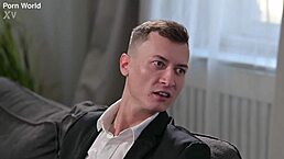 巨乳老师阿妮莎·凯特教室给学生热辣双插 口爆深喉肛交高跟裙