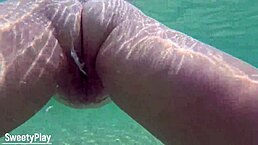 i enjoy creampie whore swimming underwater with huge bbw ass and wet pussy