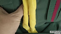 泰国学生骚货难以置信剃毛屁眼深吞巨屌射精