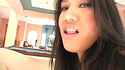 干亚洲熟女Lyla Lei松屁眼 女上位狂骑