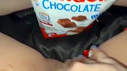 疯癫阿拉伯白肤骚货撕衣BBC食物癖潮吹群P！