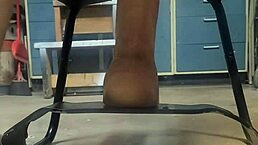 Who Can Resist That Huge Dildo Pounding Her Bouncy Ass on Sex Chair?