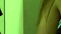 嘿看红发18+ Faye Reagan女上骑陌生人Dane Cross