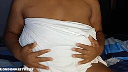 拉丁熟妈户外玩毛逼大奶自慰高潮